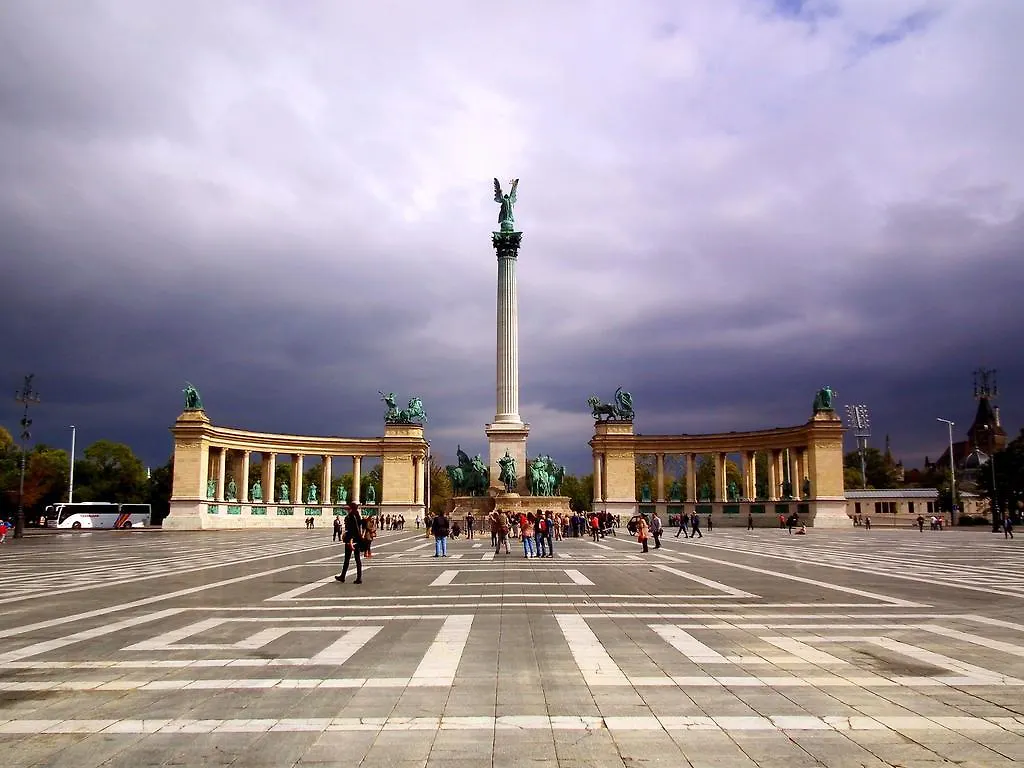 Julia'S Home Budapest